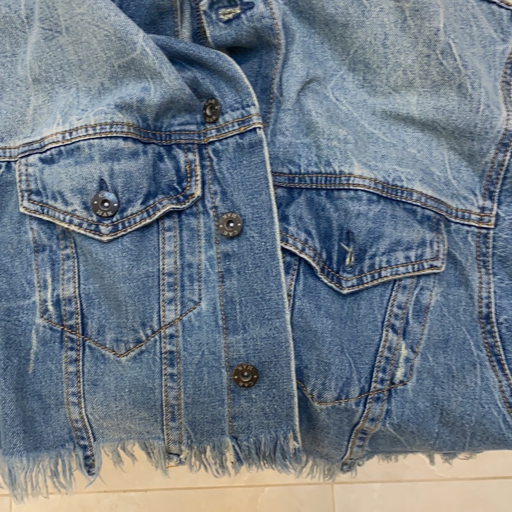 Jean jacket - Picture 3 of 4